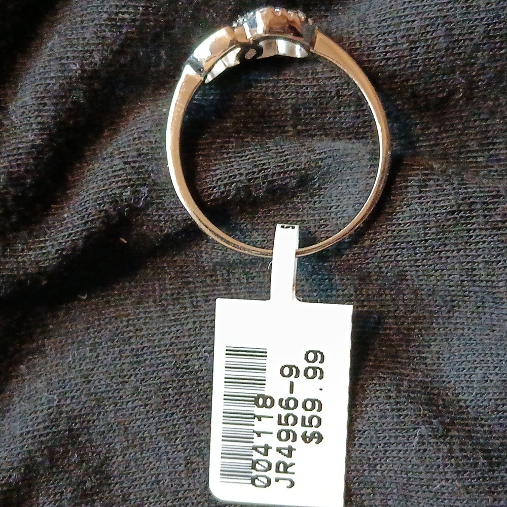 Sterling Silver Interlocking Heart Ring with Accent Details - Picture 4 of 4